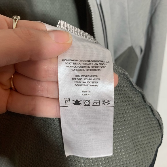 Columbia | Very Lightweight Ventilated Water Repellent Jacket - Grey - Picture 11 of 11